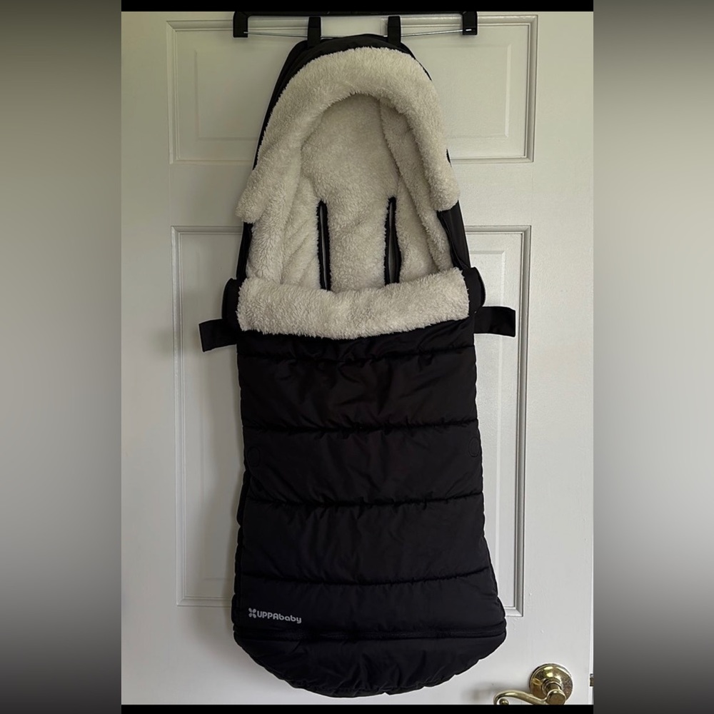UPPAbaby Cozy Ganoosh Black
